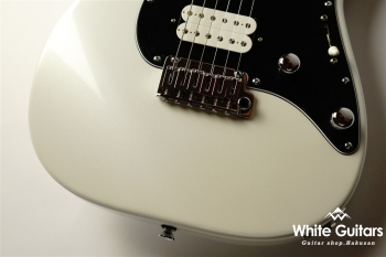 stay - Snow Flake White Pearl Mica